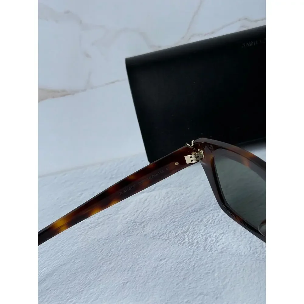 Saint Laurent discover saint
